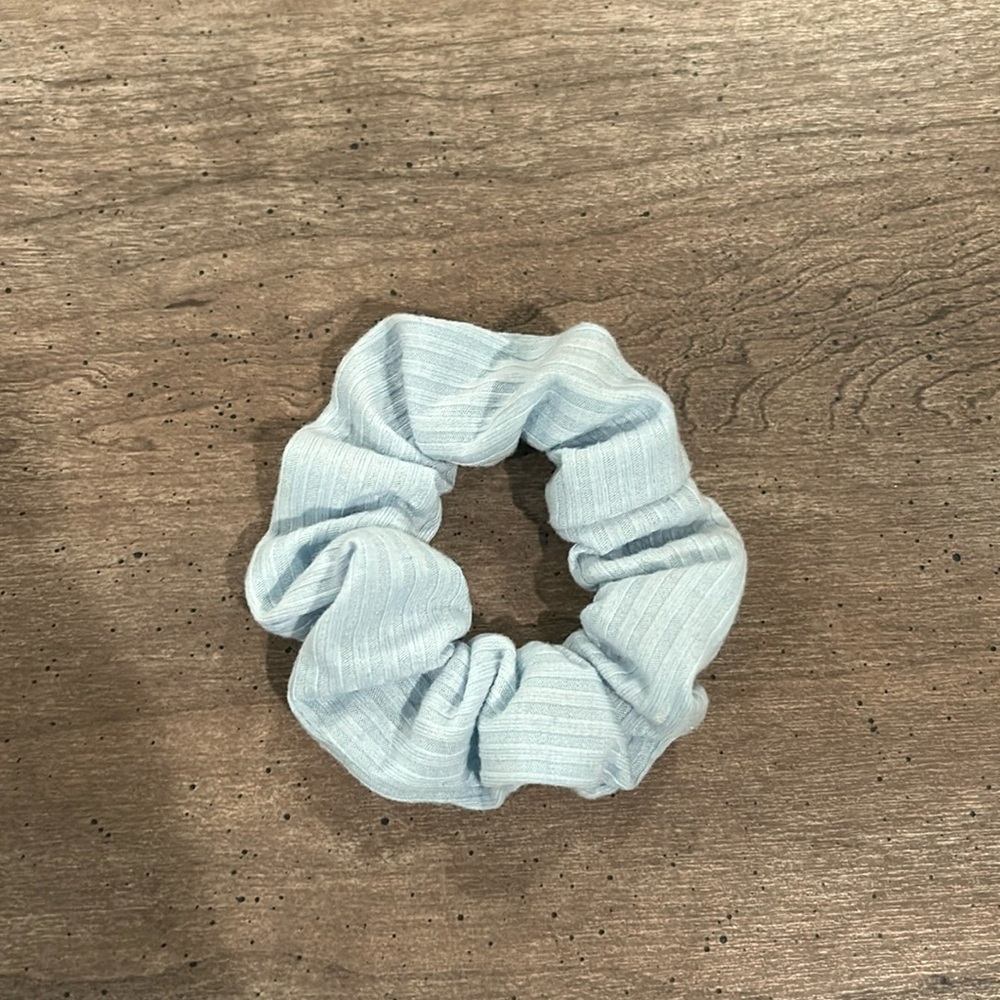 Pastel / Light-colored Scrunchie Set - Picture 5 of 6